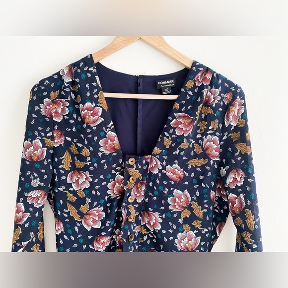 Hommage From Los Angeles Women’s Floral Blouse, Navy Blue, Size Small - Picture 10 of 12